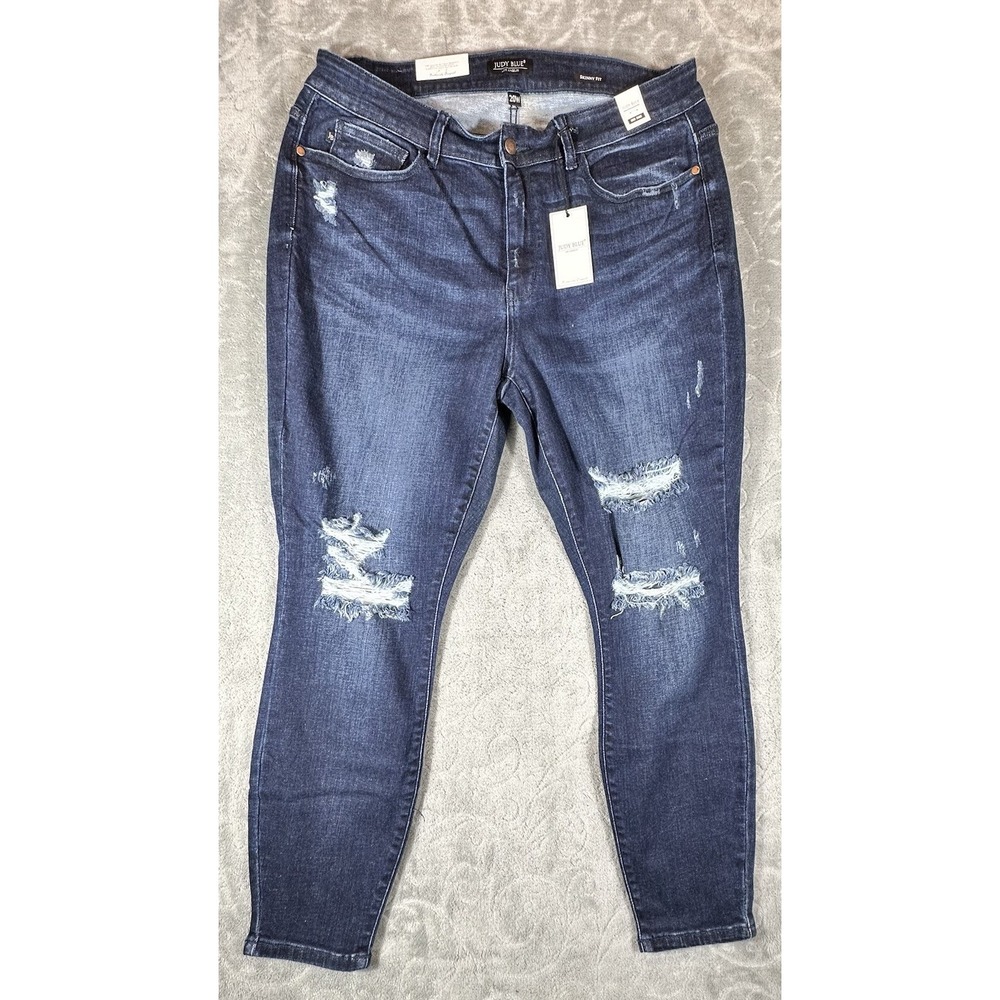 Judy Blue Mid Rise Skinny Jeans 20W Distressed Stretch Boho Comfy Medium Wash